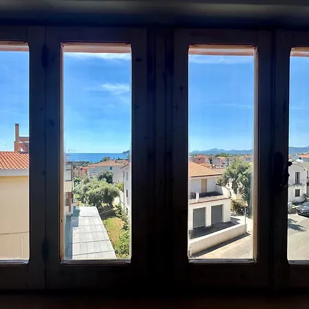Sea View *